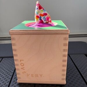 Lovevery tissue box